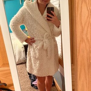 Women’s Bath Robe in White